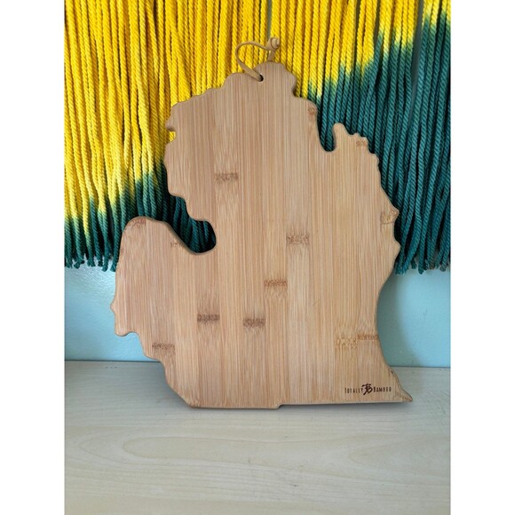 Michigan cutting board - Picture 2 of 5